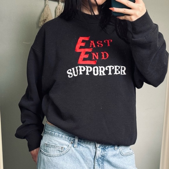 Vintage Tops - Vintage 90s East End Supporter Sweatshirt